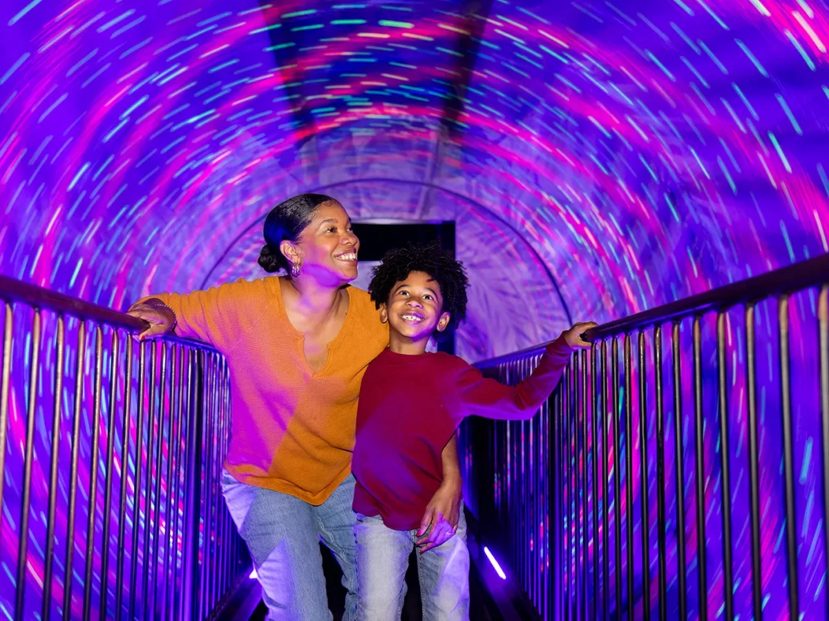 These Pittsburgh date night deals keep the kids occupied while parents kick back