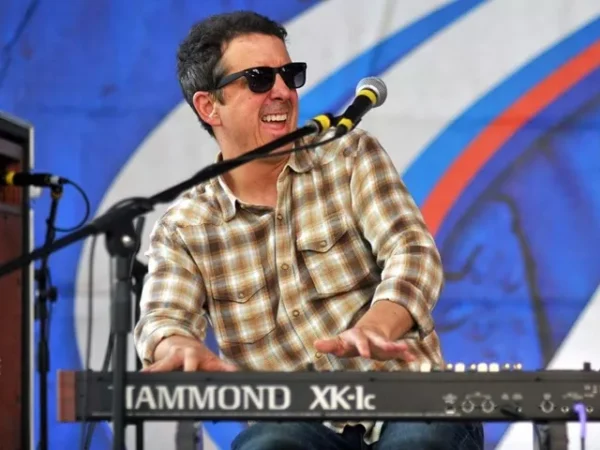 WDVE DJ Randy Baumann becomes a Wanderin Fool with first solo album