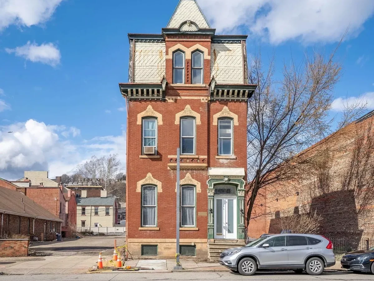 Affordable-ish Housing in Pittsburgh: Down with “greige” edition