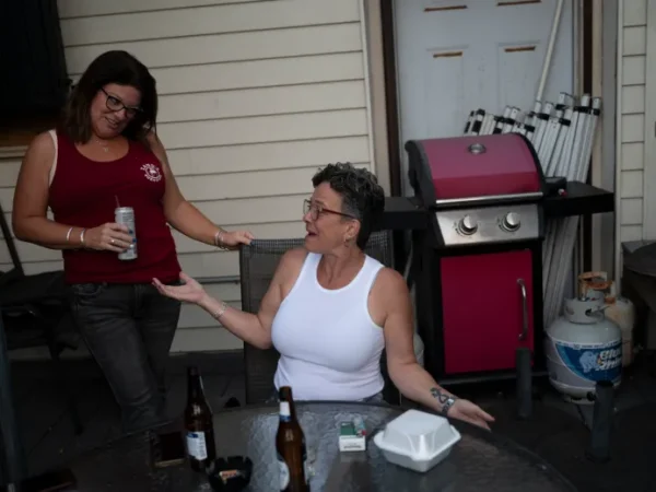 Zano’s Pub House — the latest iteration of a Greenfield staple — is making new friends, but keeping the old